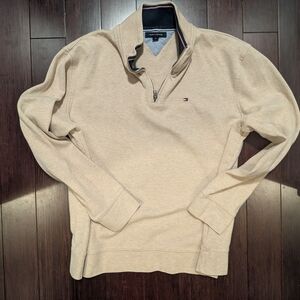 Tommy Hilfiger Men's Beige Sweater